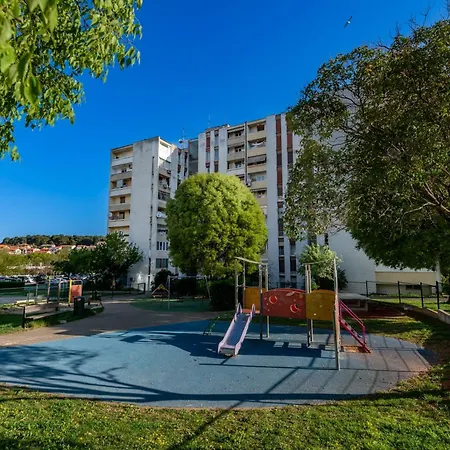 Mikka - Happy Apartment